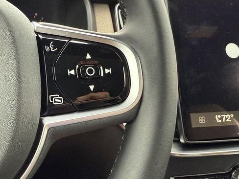 New 2026 Volvo XC90 B6 Plus w/ Protection Package Premier image 13