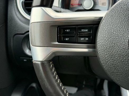 Used 2012 Ford Mustang Premium image 22