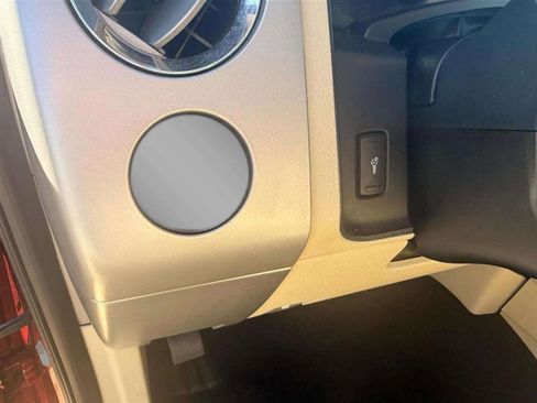 Used 2015 Ford Expedition EL Limited w/ Equipment Group 301A image 40