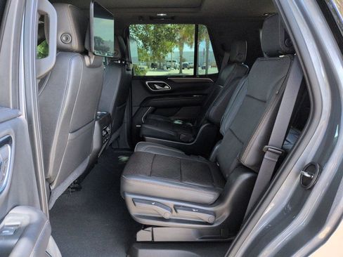 Used 2021 Chevrolet Tahoe High Country w/ Premium Package AWD/4WD image 23