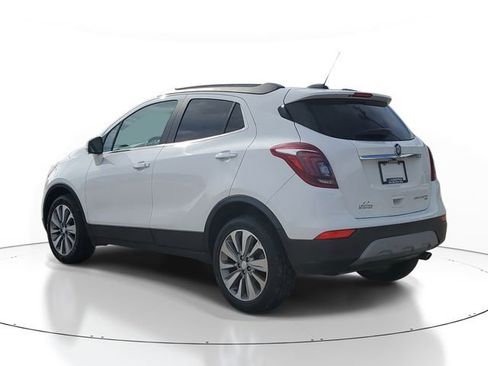 Used 2019 Buick Encore Preferred image 3