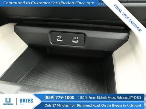 New 2025 Honda Accord SE image 14