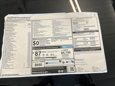 Used 2025 BMW i7 eDrive50 image 19