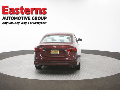 Used 2025 Nissan Altima 2.5 SV FWD image 34
