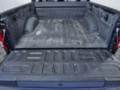 Used 2018 Ford F150 Lariat w/ Equipment Group 502A Luxury AWD/4WD image 12