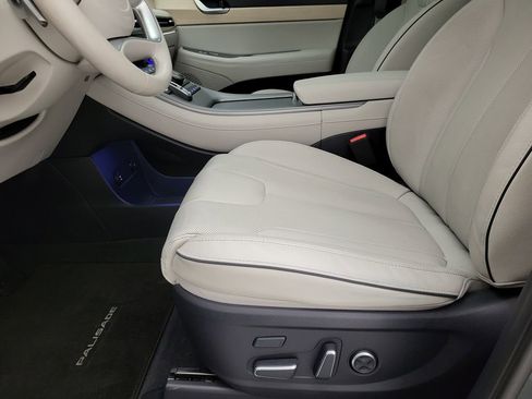 Used 2024 Hyundai Palisade Limited image 6