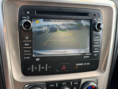 Used 2013 GMC Acadia Denali AWD/4WD image 22