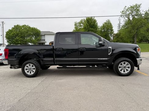Used 2022 Ford F250 XLT AWD/4WD image 4