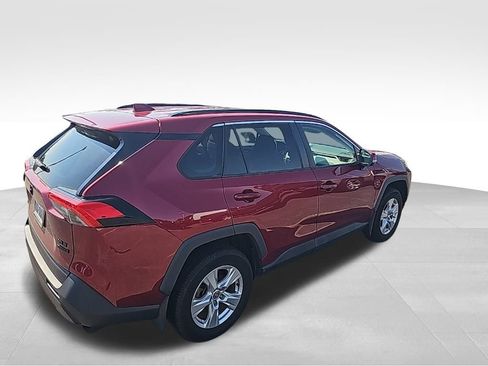 Used 2021 Toyota RAV4 XLE image 37