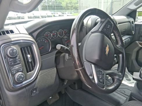 Used 2021 Chevrolet Silverado 1500 LT AWD/4WD image 12