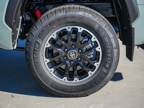 New 2026 Toyota Tundra SR5 image 6