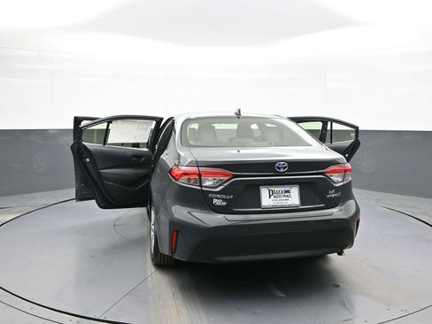 Certified 2024 Toyota Corolla LE image 45