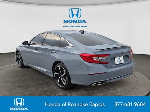 Used 2022 Honda Accord Sport image 3