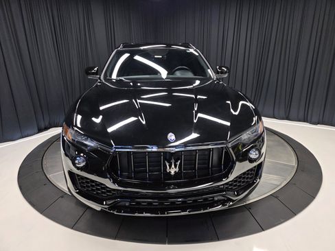 Used 2018 Maserati Levante GranSport image 6
