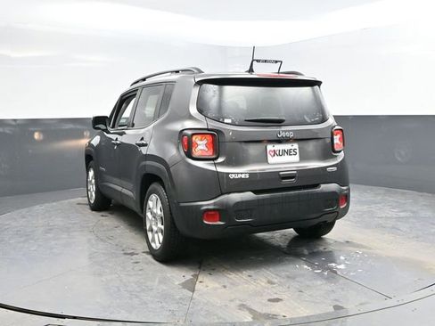Used 2019 Jeep Renegade Latitude image 8