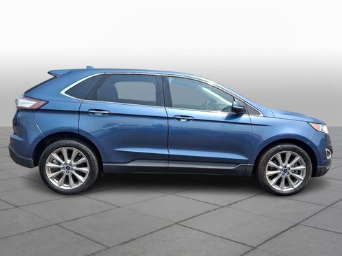 Used 2018 Ford Edge Titanium w/ Equipment Group 301A AWD/4WD image 8