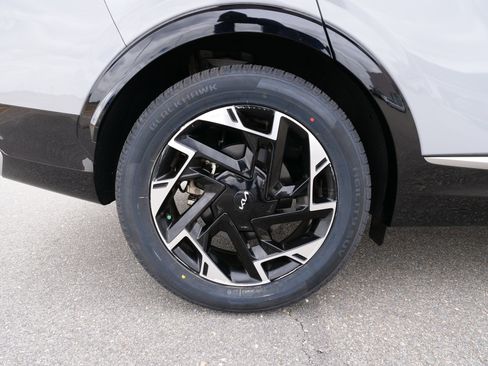 Used 2023 Kia Sportage SX image 11