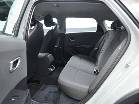 Used 2025 Kia K4 FWD image 25