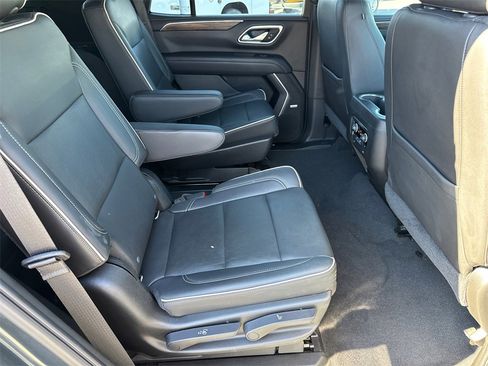 Used 2021 Chevrolet Tahoe Premier w/ Premium Package image 20