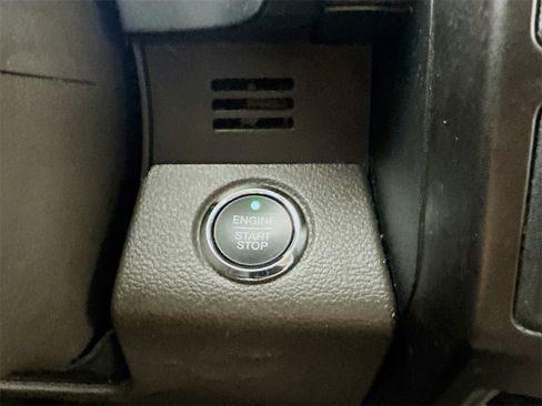 Used 2021 Ford Expedition Limited image 28