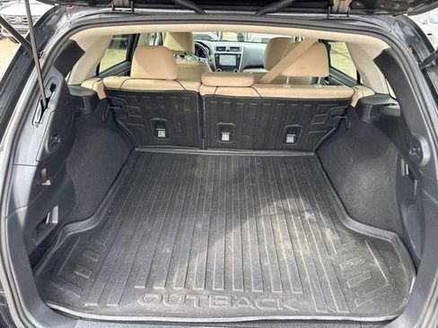 Used 2018 Subaru Outback 2.5i Limited image 13