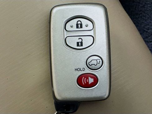 Used 2009 Toyota Venza image 37