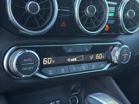 New 2025 Nissan Sentra SR image 26