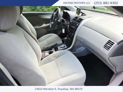Used 2010 Toyota Corolla LE FWD image 11