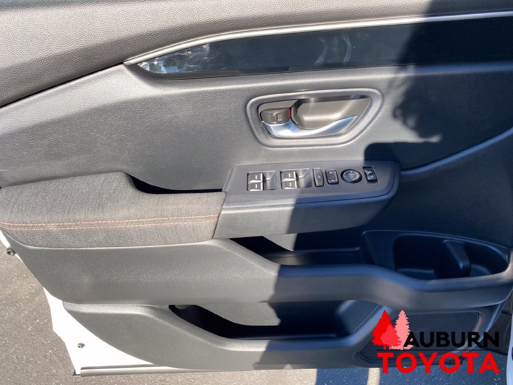 Used 2023 Honda Pilot Sport image 9