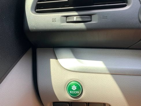 Used 2013 Honda CR-V EX image 26