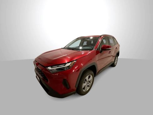 Certified 2025 Toyota RAV4 XLE AWD/4WD image 4