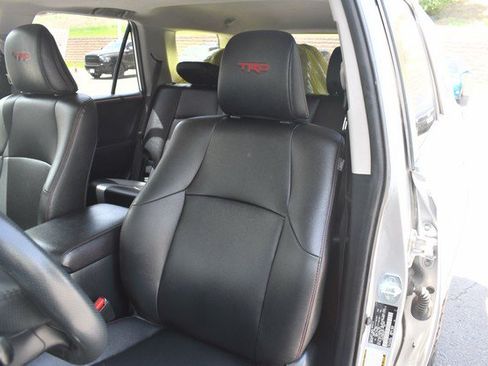 Certified 2019 Toyota 4Runner TRD Off-Road Premium AWD/4WD image 17