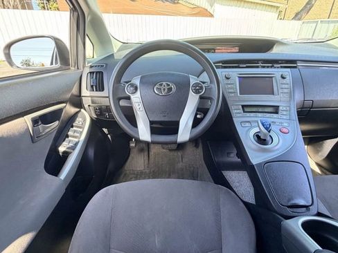Used 2013 Toyota Prius Two image 25