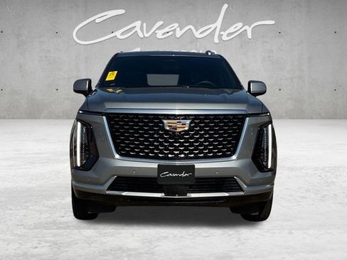 Used 2026 Cadillac Escalade ESV Luxury w/ Touring Package AWD/4WD image 18