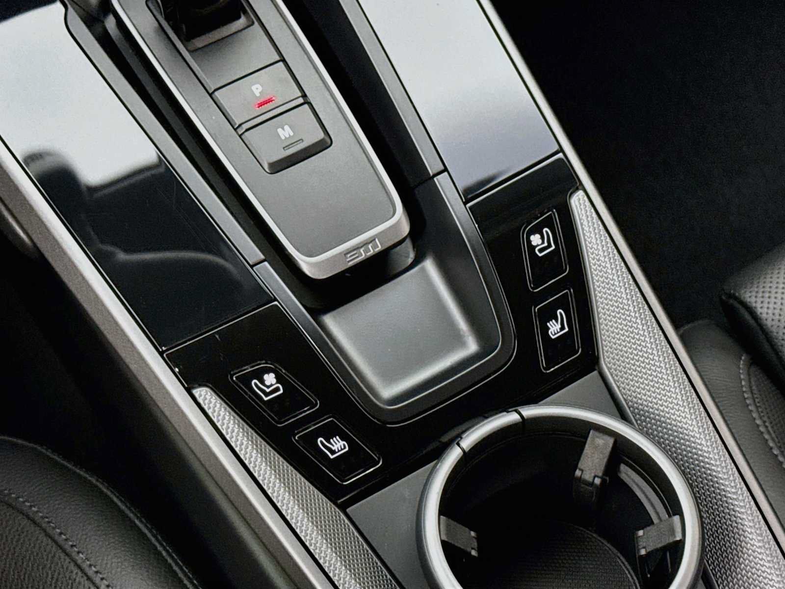 Certified 2022 Porsche 911 Carrera RWD image 21