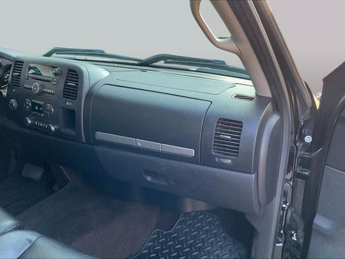 Used 2013 Chevrolet Silverado 1500 LT w/ All-Star Edition AWD/4WD image 16