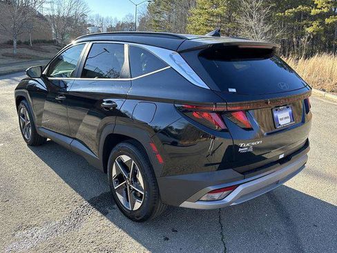 New 2025 Hyundai Tucson SEL image 3