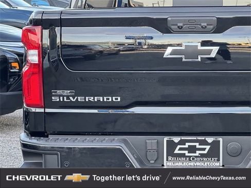 New 2026 Chevrolet Silverado 1500 RST image 7