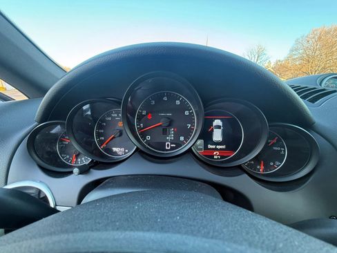 Used 2012 Porsche Cayenne Sport Utility 4D image 26