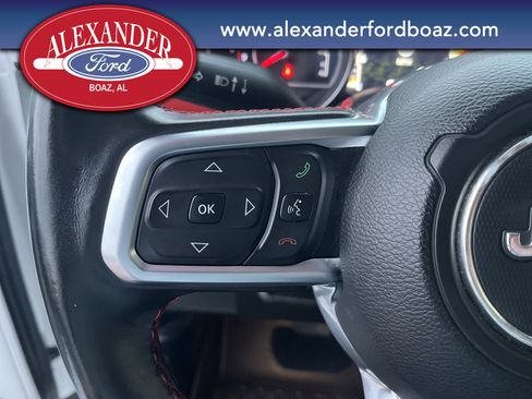 Used 2018 Jeep Wrangler Unlimited Rubicon w/ Cold Weather Group image 28