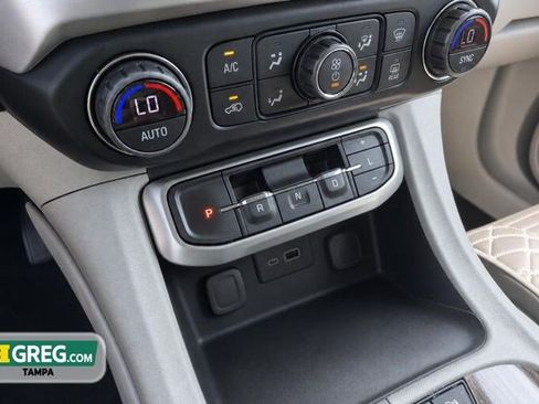 Used 2021 GMC Acadia SLE w/ Driver Convenience Package AWD/4WD image 14