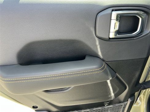 New 2025 Jeep Wrangler Unlimited Rubicon 392 image 18