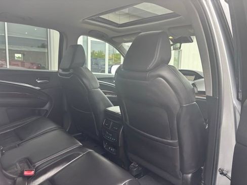 Used 2018 Acura MDX w/ Technology Package AWD/4WD image 12