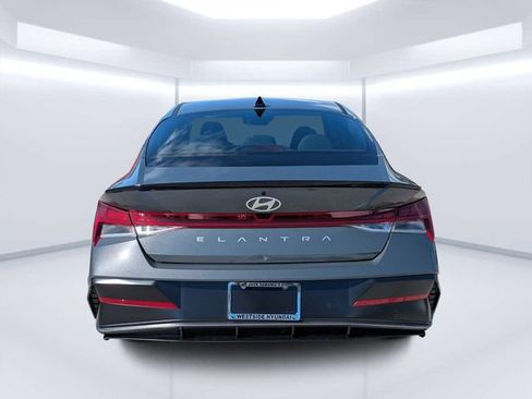 New 2026 Hyundai Elantra SEL Sport Premium FWD image 4