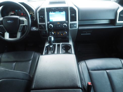 Used 2019 Ford F150 Lariat w/ Equipment Group 502A Luxury image 20