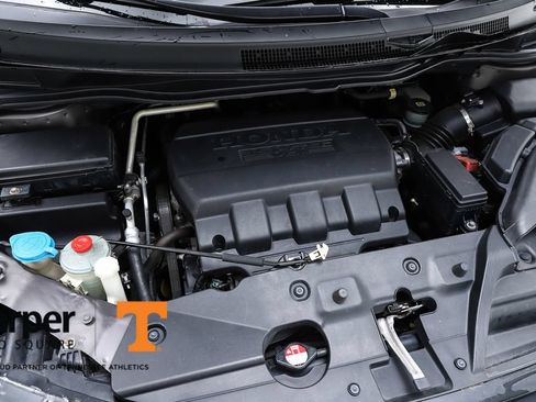 Used 2015 Honda Odyssey EX image 61