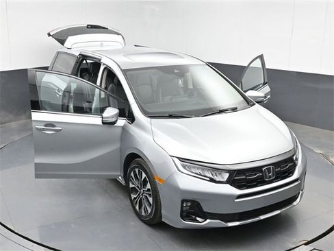 Used 2025 Honda Odyssey Elite image 53