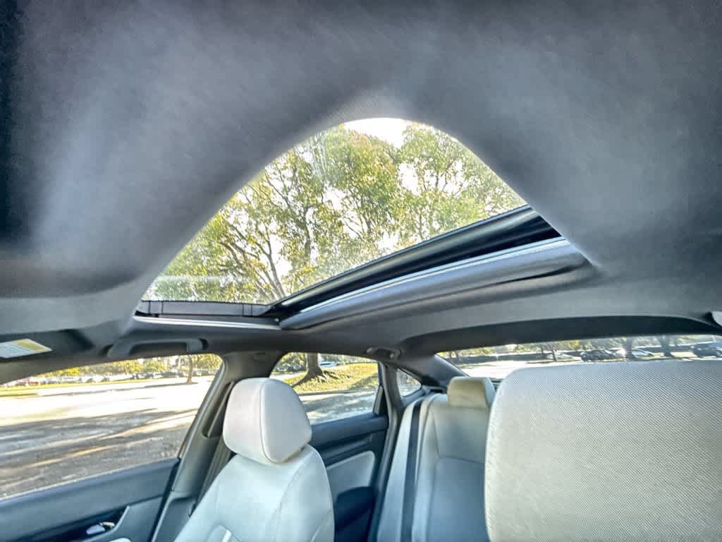 Used 2025 Honda Civic Sport image 17