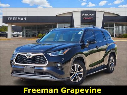 Used 2021 Toyota Highlander XLE