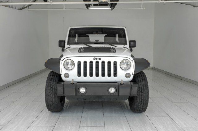Used 2017 Jeep Wrangler Unlimited Sport AWD/4WD image 3